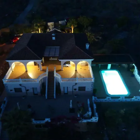 Casantilvia Heated Pool Paradise Lejlighed *