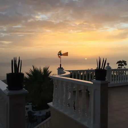 Casantilvia Heated Pool Paradise 阿德耶