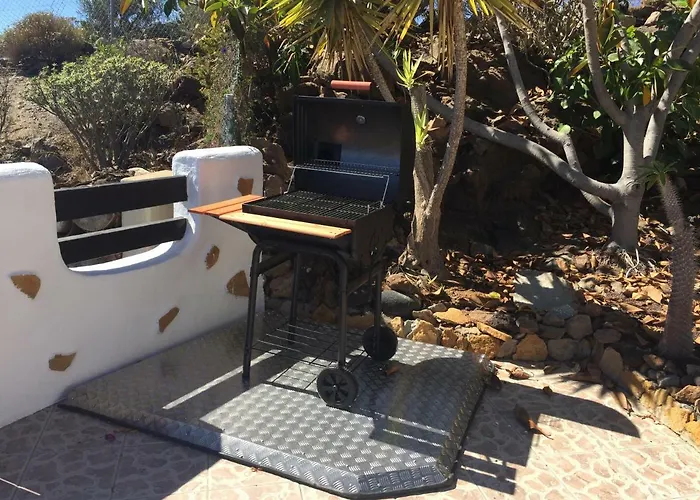 Casantilvia Heated Pool Paradise * Адехе