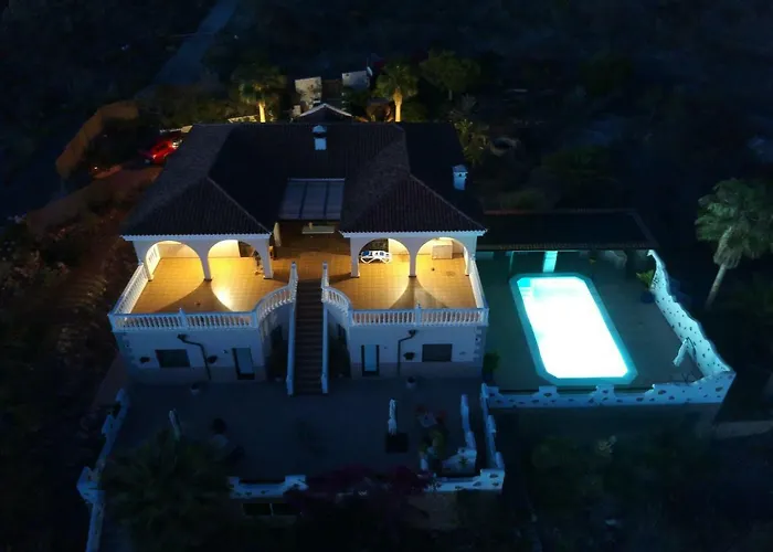 Casantilvia Heated Pool Paradise Daire *